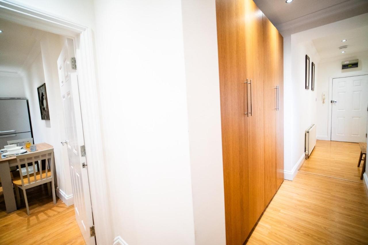 Stay With Serena Homes , One Bedroom Apartment เพอร์ลีย์ ภายนอก รูปภาพ